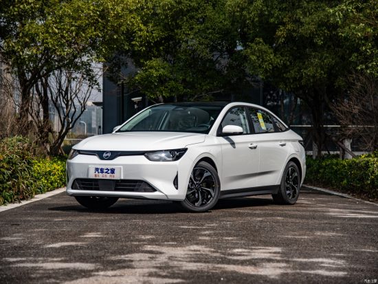 1400x0_1_q95_autohomecar__ChxkqWIkqRqADbnwACSjgO1BJUo084